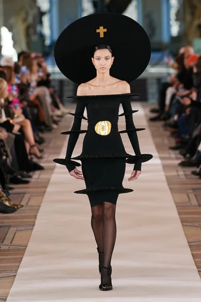 Look 22